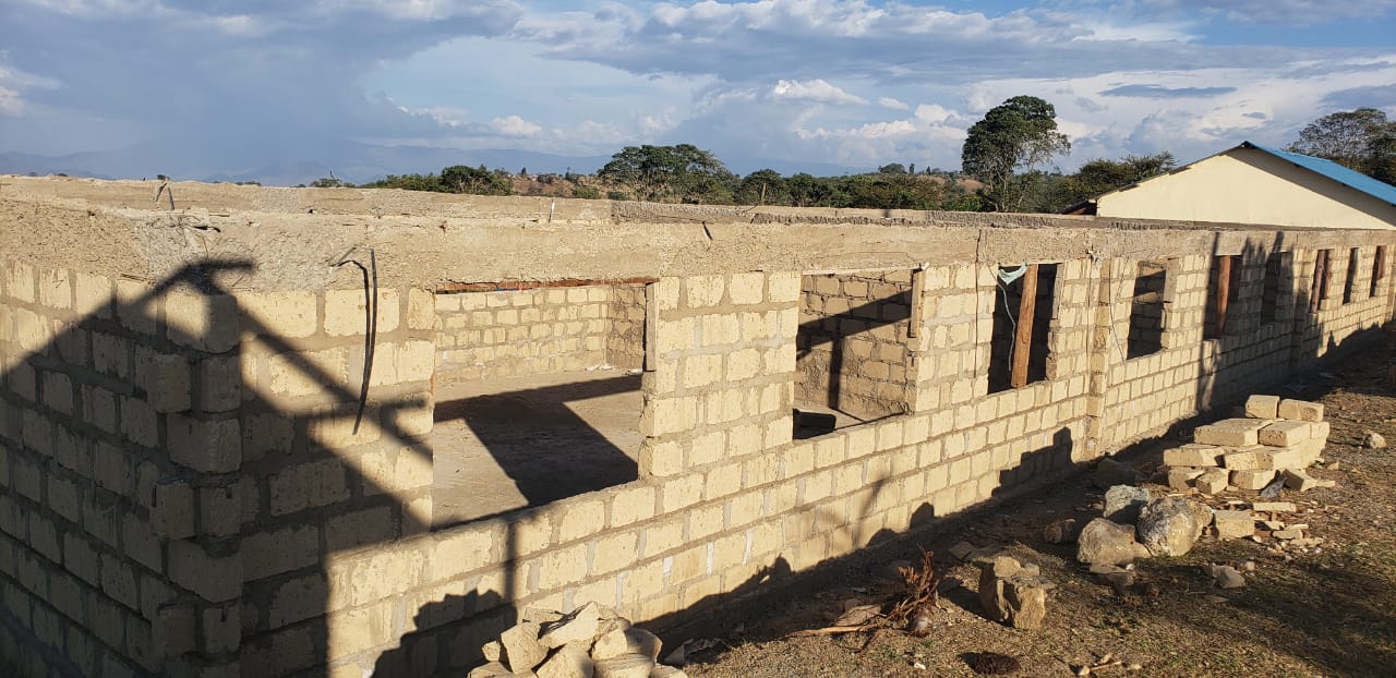 Proposed Construction of FOUR (4) Modern Classrooms at Komol mixed Secondary school- Kapenguria Ward